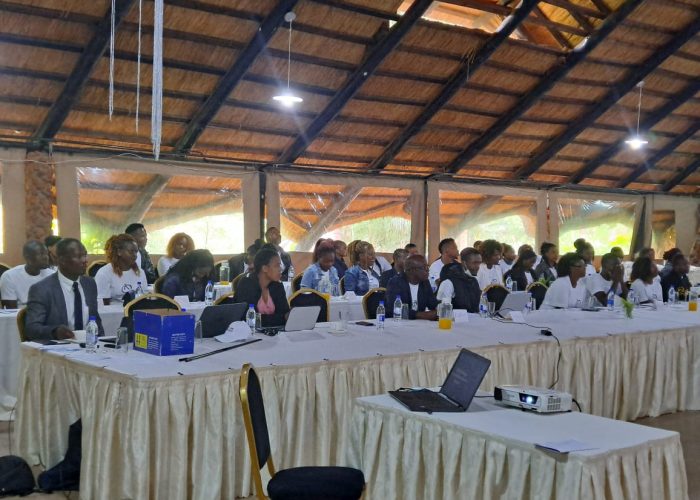 Developing Leaders with Noah Mangwarara Keynote Motivational Speaker Harare dfg
